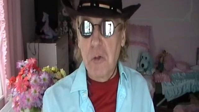 Александр Новожилов - анекдот про урода.