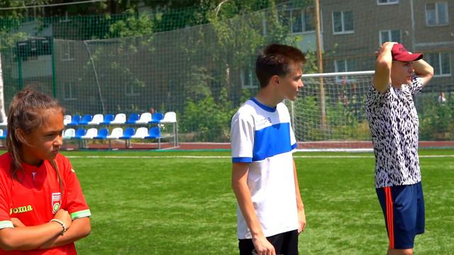 СХОДКА ПОДПИСЧИКОВ В УФЕ | ОЧЕНЬ МНОГО ПОДАРКОВ смотреть онлайн