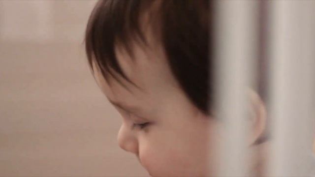 Canon C100 II & Canon 85mm 1.8 Handheld смотреть онлайн