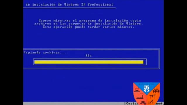 Instalacion de Windows XP desde un CD-ROM смотреть онлайн