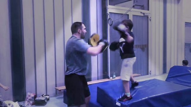 Сил уже нет, но надо тренироваться. The strength is gone, but I need to Train. смотреть онлайн
