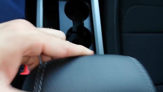 P-2 (2de3) Ford Escape 2019 Interior 