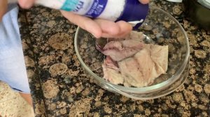 Вкуснейшая скумбрия на сковороде, как жарить скумбрию. Готовим Вкусно