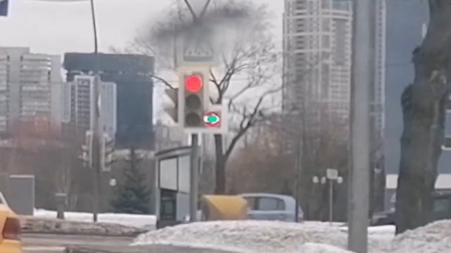 01.03.2021г. Перекрёсток ул. Лобачевского и пр-кт Вернадского. Поворот в сторону МКАД. смотреть онлайн