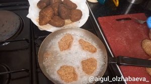 Любимые котлеты из фарша конины.Очень  вкусный,хрустящий и нежный рецепт.Приятного аппетита