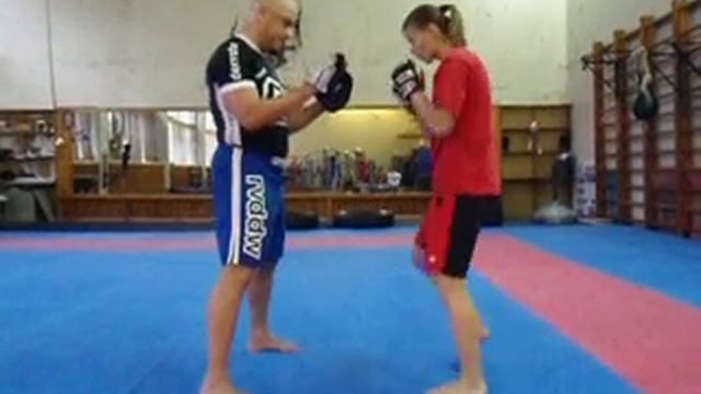 Кои. Серия два локтя - шито дзуки (аперкот) смотреть онлайн