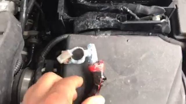 2015 Ford Focus problemas con la transmisión y se apaga y la luz de engine on y no código. смотреть онлайн