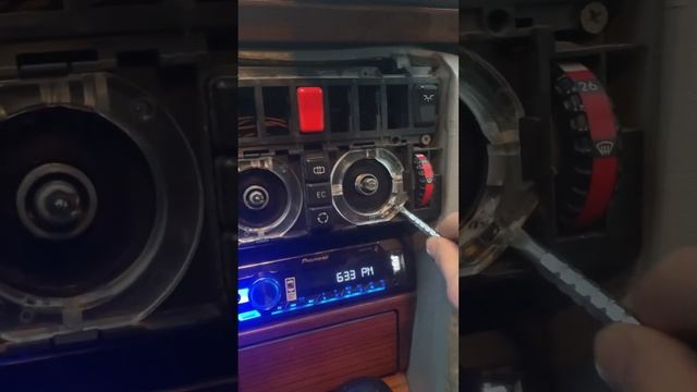 Панель жарықшамдарын ауыстыру/ замена лампочек консоли w124 Mercedes смотреть онлайн