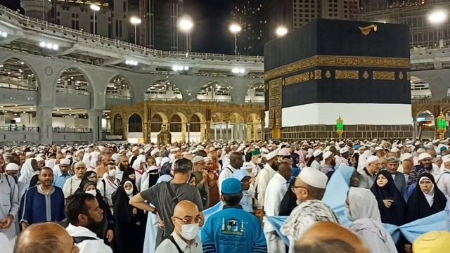 Энергетика тавафа вокруг Каабы смотреть онлайн