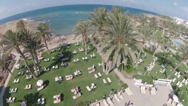 Pioneer Beach, Phapos, Cyprus смотреть онлайн
