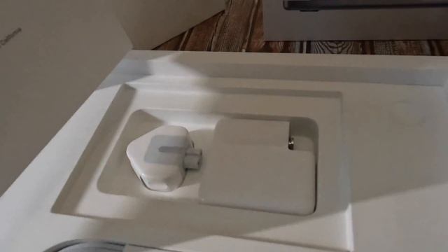 Unboxing MacBook Pro 2022 - 14.2 inch | Apple M1 Pro chip | Liquid Retina XDR display | 16 GB Ram смотреть онлайн