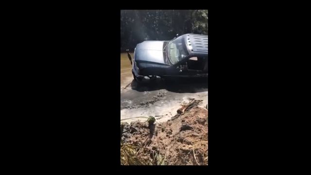 7.3 on 5tons Burys 7foot tires to the windows смотреть онлайн
