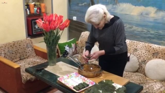 Պասուց Տոլմա - Նունե Տատիկի Բաղադրատոմսը - Heghineh Cooking Show in Armenian смотреть онлайн