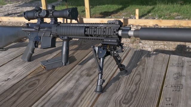 7 Reasons Why the AR-15/M4 is Better than the Steyr AUG смотреть онлайн