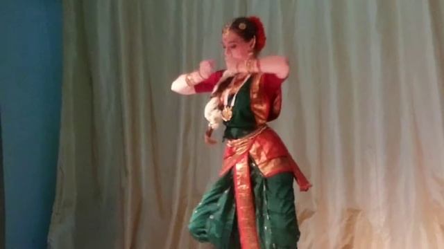 Индийский классический танец. Indian classical dance. смотреть онлайн