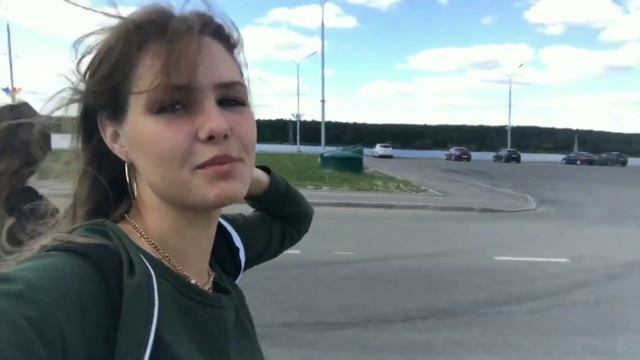 VLOG: Гуляем с друзьями по городу смотреть онлайн