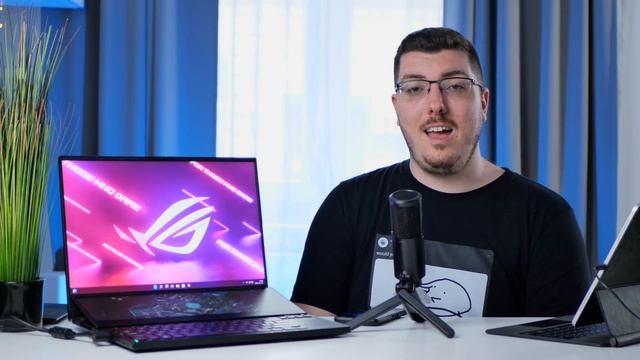 ASUS Zephyrus Duo 2022 - 1 laptop, 3 kijelző?! смотреть онлайн