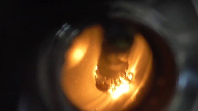 Лампа - кипятильник I Lamp - boiler смотреть онлайн