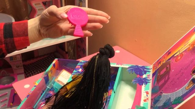 Обзор куклы SUNSET , из серии World Travel 2 из 3 LOL SURPRISE ! Ukraine ☮️❤️ смотреть онлайн