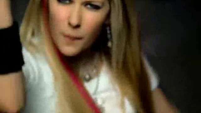 Avril_Lavigne_-_Girlfriend смотреть онлайн