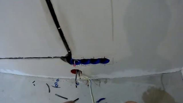 Электромонтаж. Монтаж розеток глазами электрика смотреть онлайн