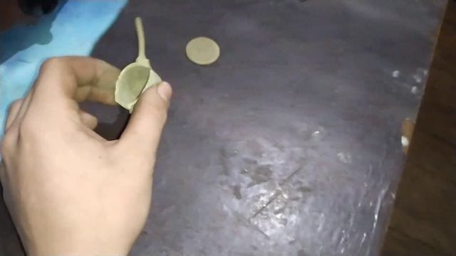 Сразу и не понял что это царская пряжка от ремня!? Но позже разглядел орла смотреть онлайн