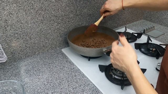 Как сделать нереально вкусный шоколадный крем | Шоколадный крем для торта | смотреть онлайн