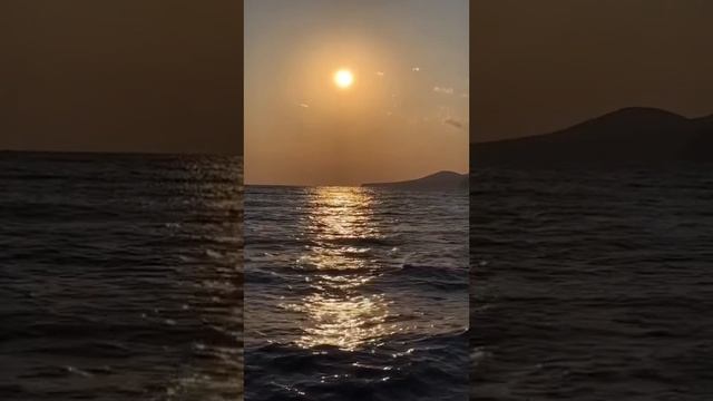 Воспоминания о лете ? Архипо-Осиповка лето 2023 года ? Красивый закат ? над морем ? смотреть онлайн