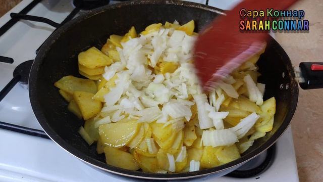 Картофель жарю только так до последней крошки съедает моя семья/How delicious to fry potatoes смотреть онлайн