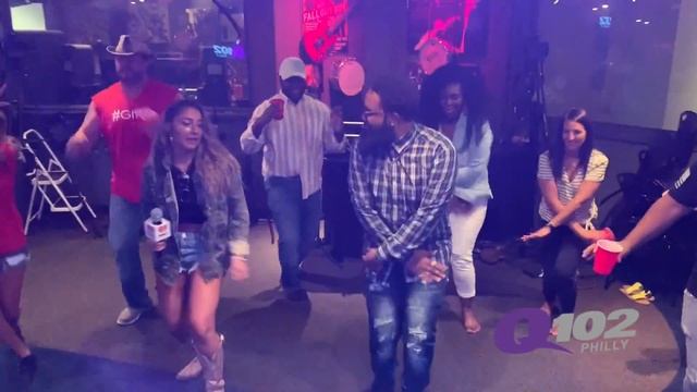 How To Do The Git Up Challenge WITH Blanco Brown смотреть онлайн