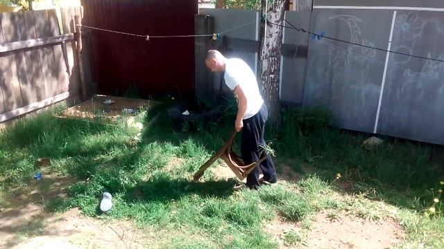 Прикол Павлик против стула смотреть онлайн