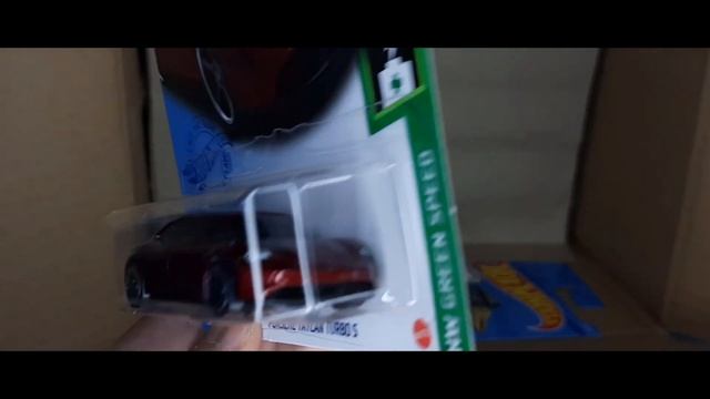 HW PREMIERE - CAJA L 2021 смотреть онлайн