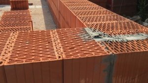 Кладка блоков Поротерм 44