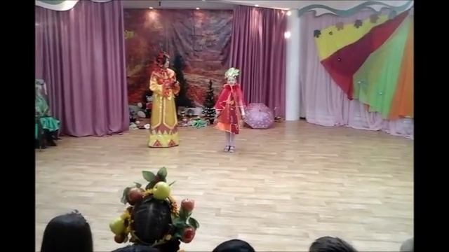 КЛАССНЫЙ Праздник осени в детском саду. Театрализованное представление с участием царя, непогоды... смотреть онлайн