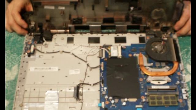 как разобрать и почистить samsung np300e7a смотреть онлайн