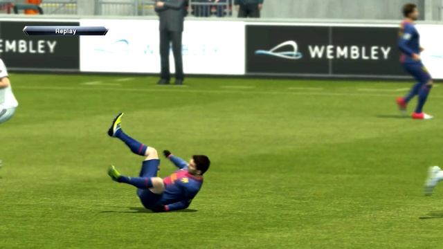 Pro Evolution Soccer 2013 Gameplay Real Madrid Vs FC Barcelona Full Match 1080p смотреть онлайн