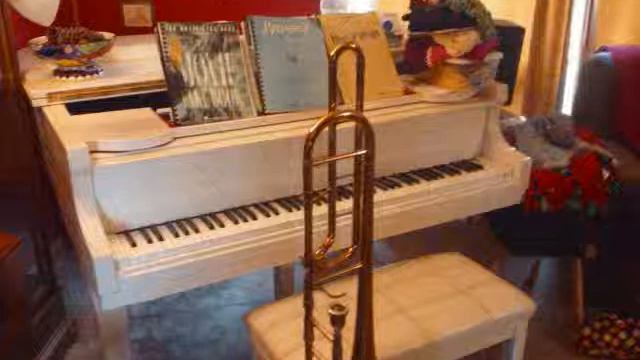 Trombone Solo O Come All Ye Faithful from Cool Yule смотреть онлайн