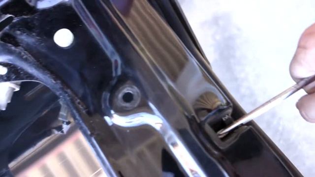 TOYOTA LN130 2LT バックドアウィンドウの修理　[Back door window Repair] смотреть онлайн