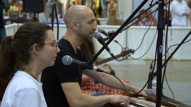 Mantra Meditation with Rising Sunkirtan Yoga Convention In Toronto day 1 ❤️ #yoga #Mantrameditatio смотреть онлайн