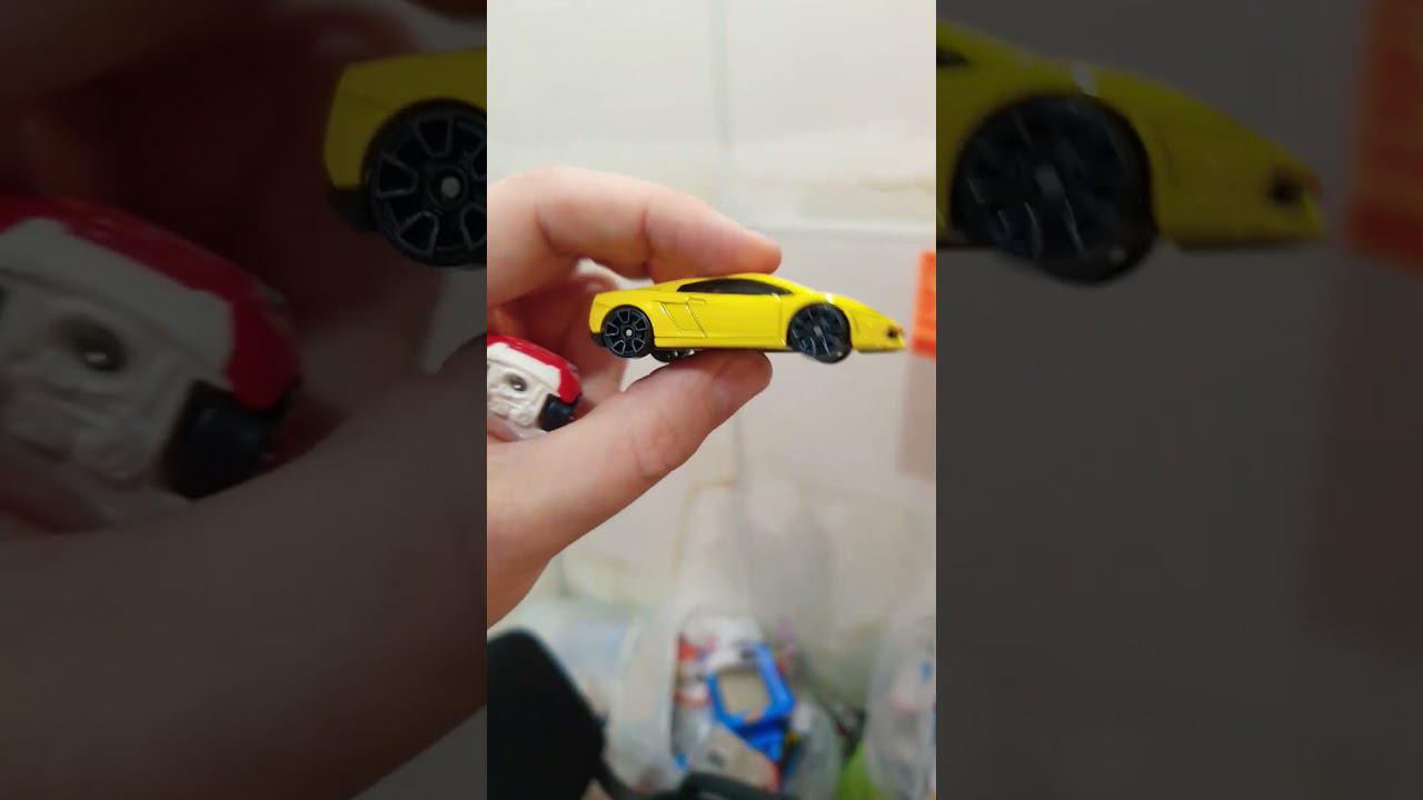 Fiat 500 против Lamborghini