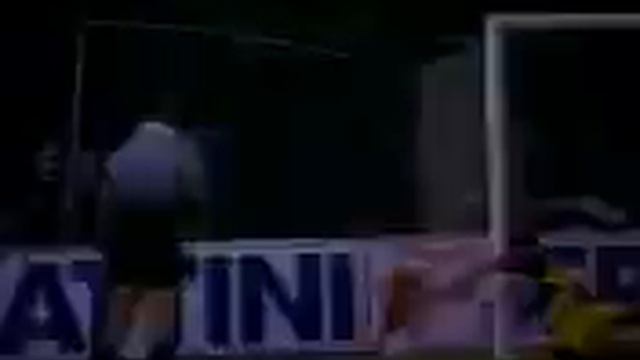 ЧТО ОН ТВОРИТ? смотреть онлайн