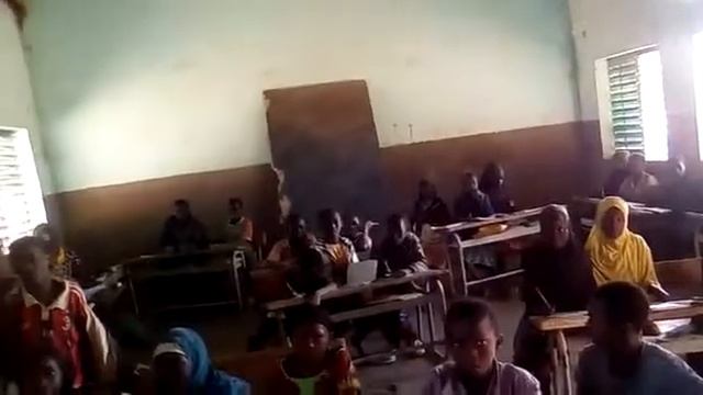 video éclairage ecole solaire смотреть онлайн
