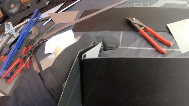 Надстенный желоб на фальцевой кровле. Часть 1 смотреть онлайн