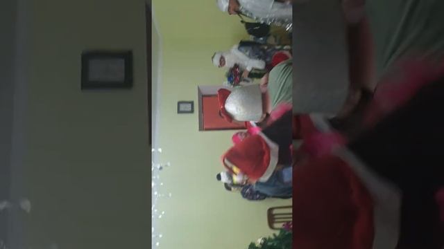 Танец от Куклы Лол и Маши смотреть онлайн