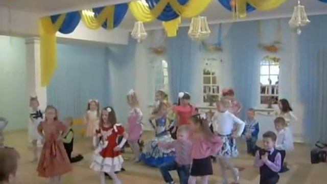 Девочка 8 Марта смотреть онлайн