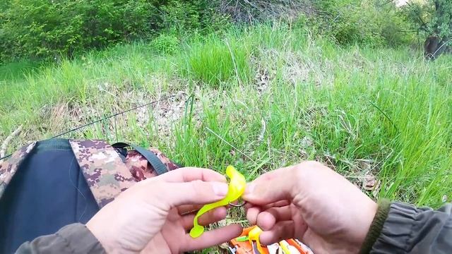 ЩУКИ СОШЛИ С УМА! ЖОР КАКОЙ-ТО А НЕ РЫБАЛКА! Ловля на спиннинг на неогруженную резину летом