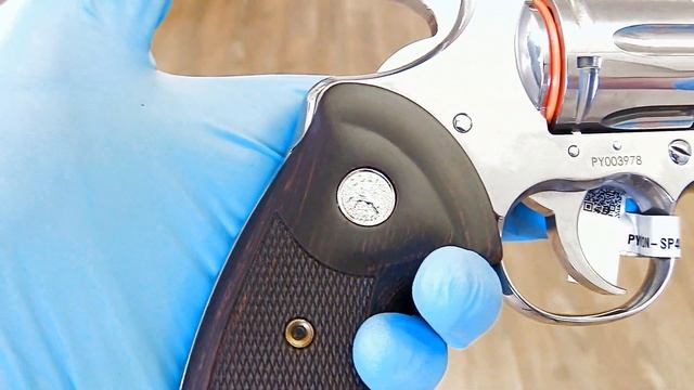 "The Python is Back", COLT Python 357 Magnum | 38 Special *** RARE *** смотреть онлайн