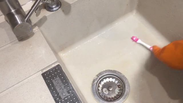 Как чистить раковину из искусственного камня от налёта смотреть онлайн