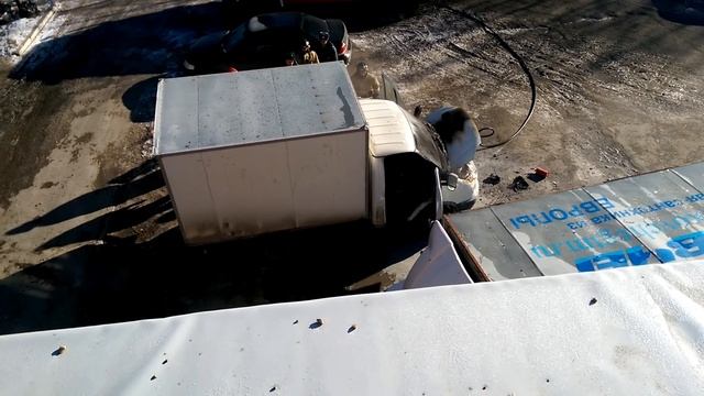 Газель в огне, г. Тюмень, 22.10.2015, Продолжение-" быстрые огнеборцы" смотреть онлайн