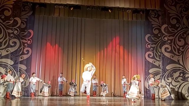 Весёлые гуси. Ансамбль танца Ритмы века 21.12.21 смотреть онлайн